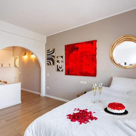 Sunset - Luxury Studio On Calea Victoriei Bucharest Exterior photo