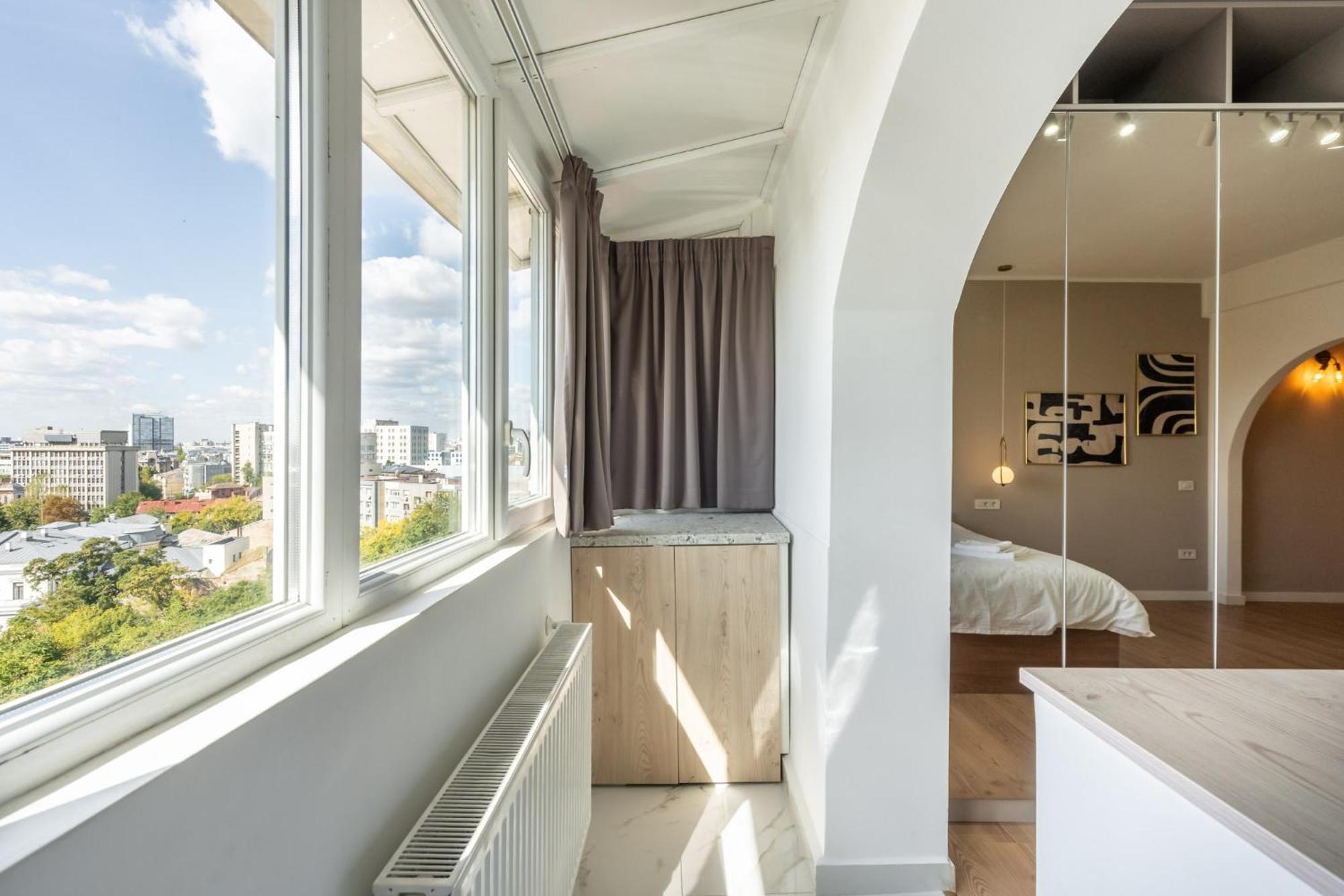 Sunset - Luxury Studio On Calea Victoriei Bucharest Exterior photo
